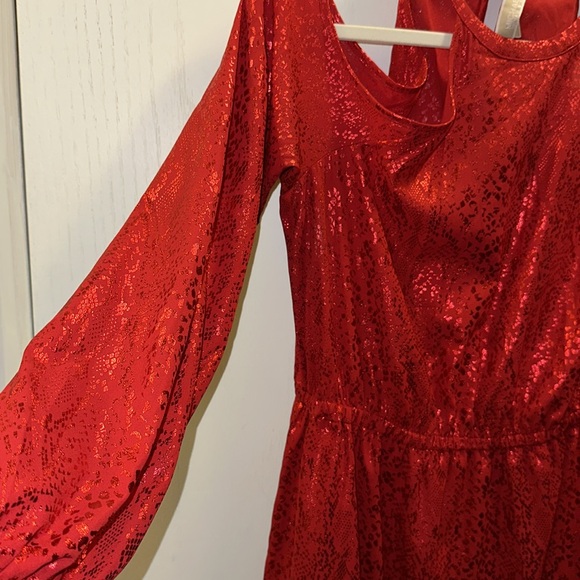 Michael Michael Kors Red Dress Long Sleeve/Cold Shoulder Flounce Hem EUC SZ LRG - Picture 8 of 11